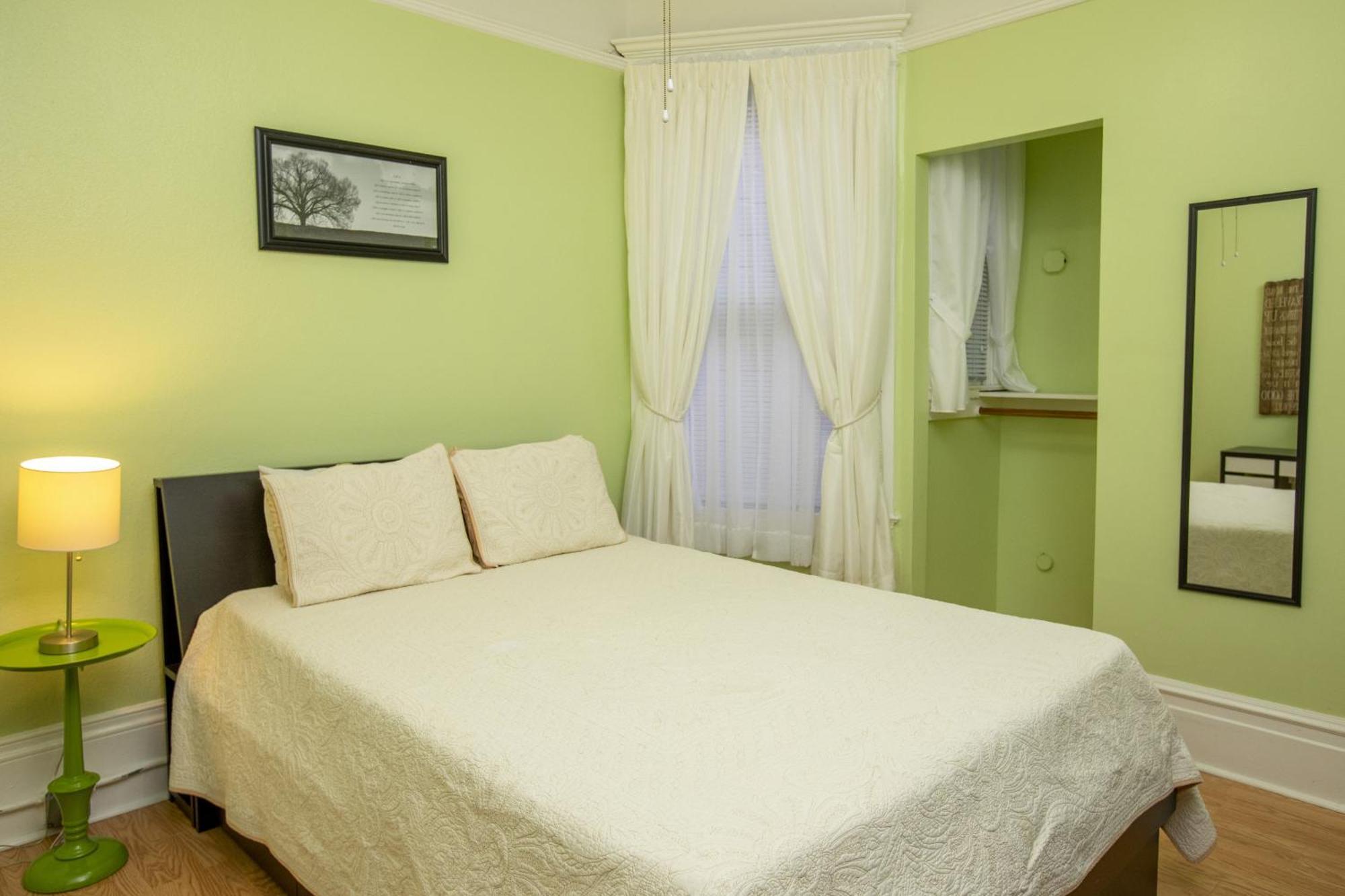 Hayes Valley Inn San Francisco Room photo
